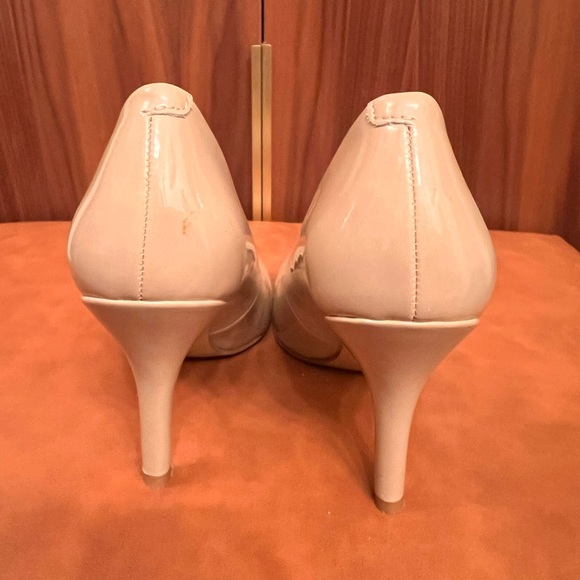 Nine West Ambitious Heels size 5 nude color patent leather - Picture 2 of 6
